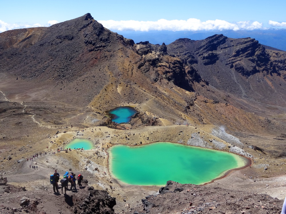 Tongariro Alpine Crossing : vue sur Emerald Lakes