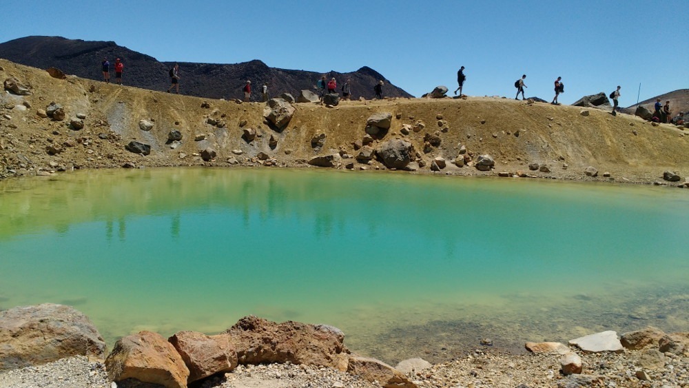 Tongariro Alpine Crossing : Emerald Lakes