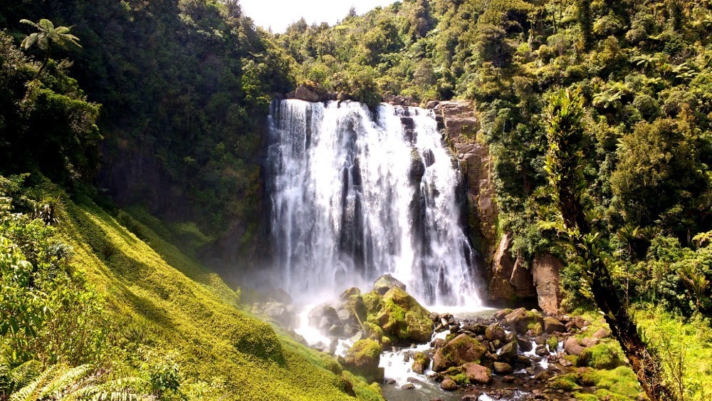 Marokopa Falls