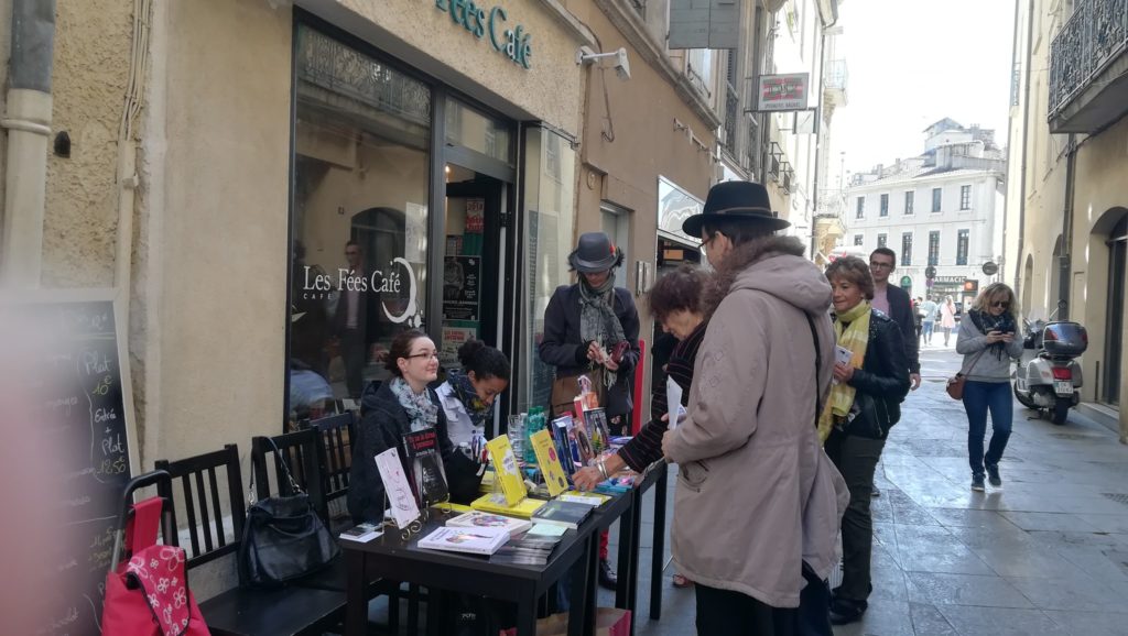 Marché auto édition nimes - dédicace